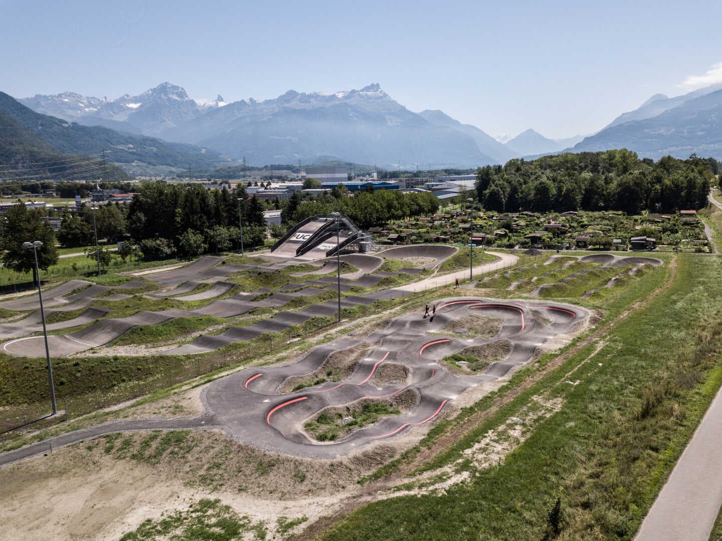 Photo of UCI Center Aigle
