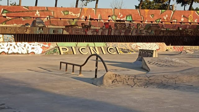 Photo of Picnic DIY Skatepark
